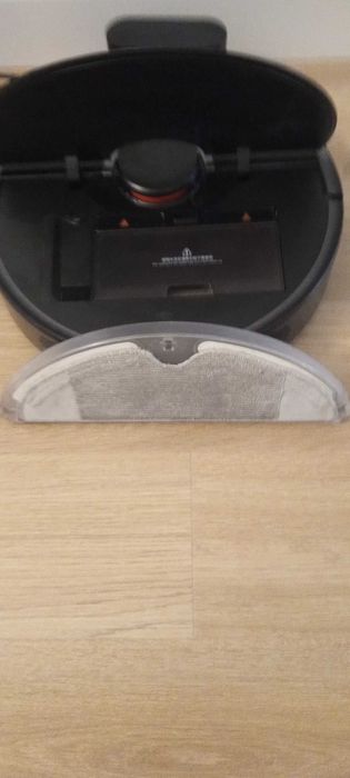 Odkurzacz robot i mop w jednym. Sam myje i mapuje podłogę. OKAZJA!!!