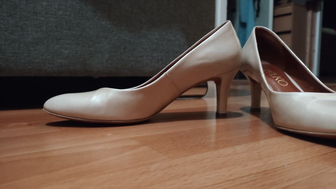 Buty damskie używane rozmiar 38