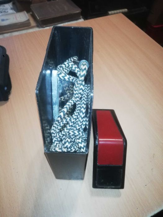 Stare turystyczne składane żelazko PRL       S