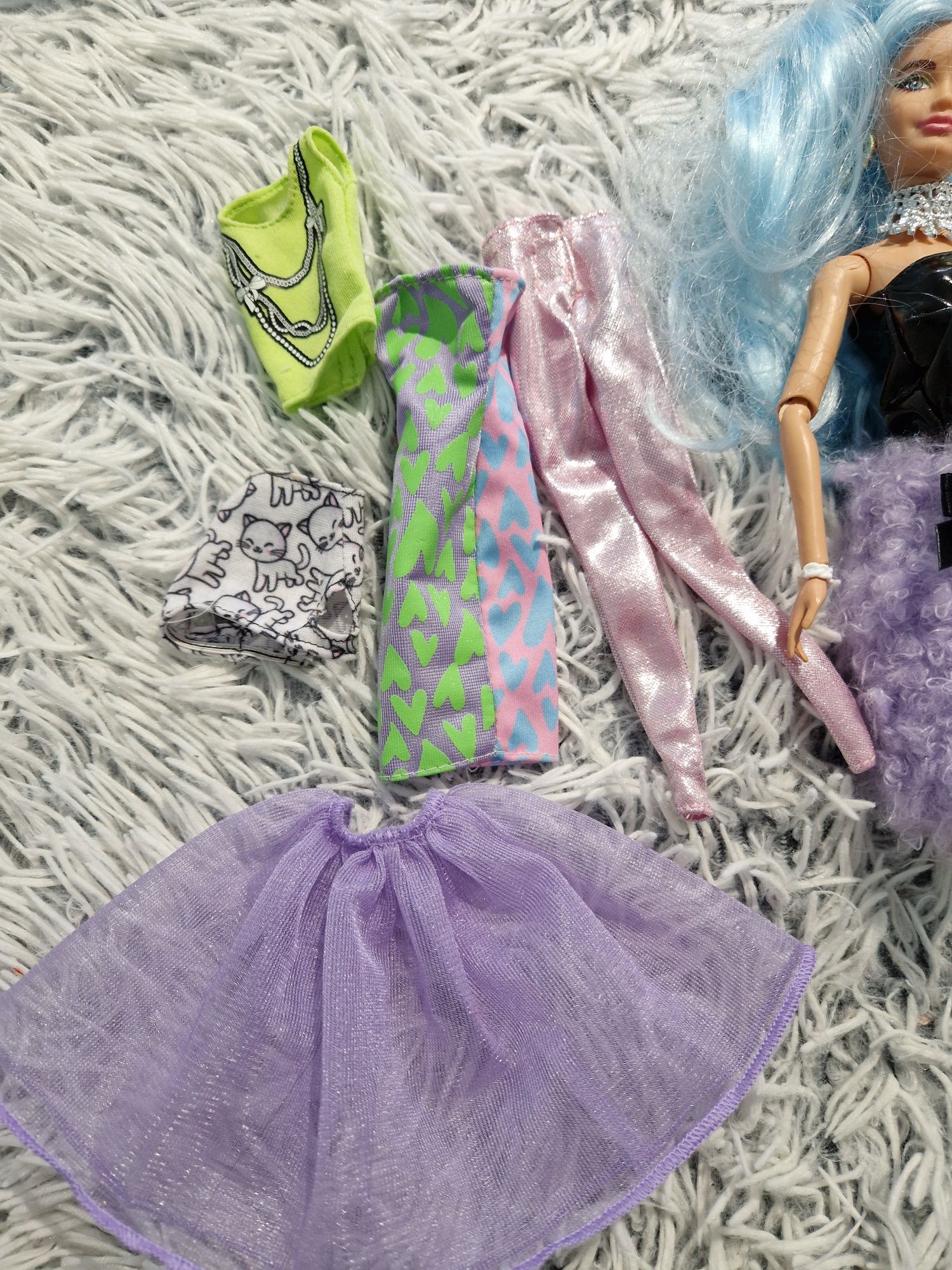 Barbie Extra Lalka Deluxe i Ubranka