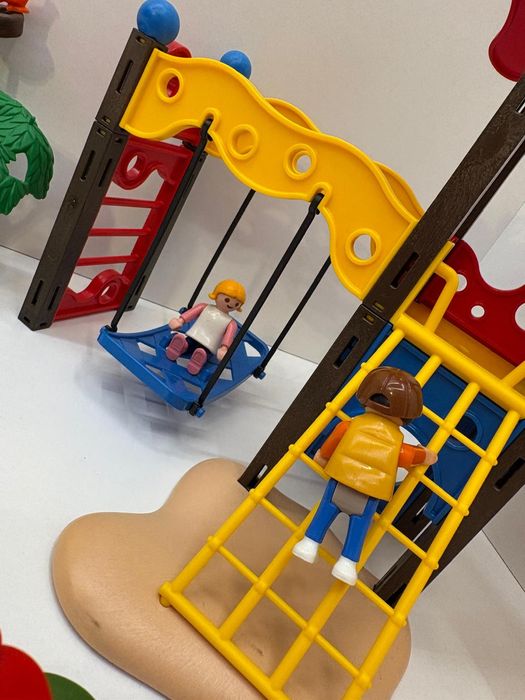 Playmobil 5568 kolorowy plac zabaw