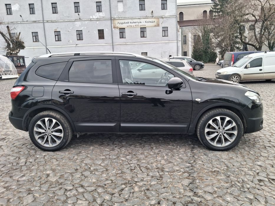 Продам Nissan Qashqai+2 4×4 Bose