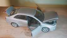 Модель автомобіля Audi A4 Hongwell. Машинка.