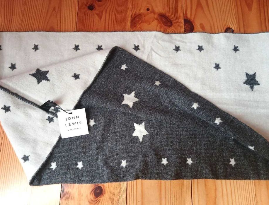 Двосторонній шарф- хомут в зірочки