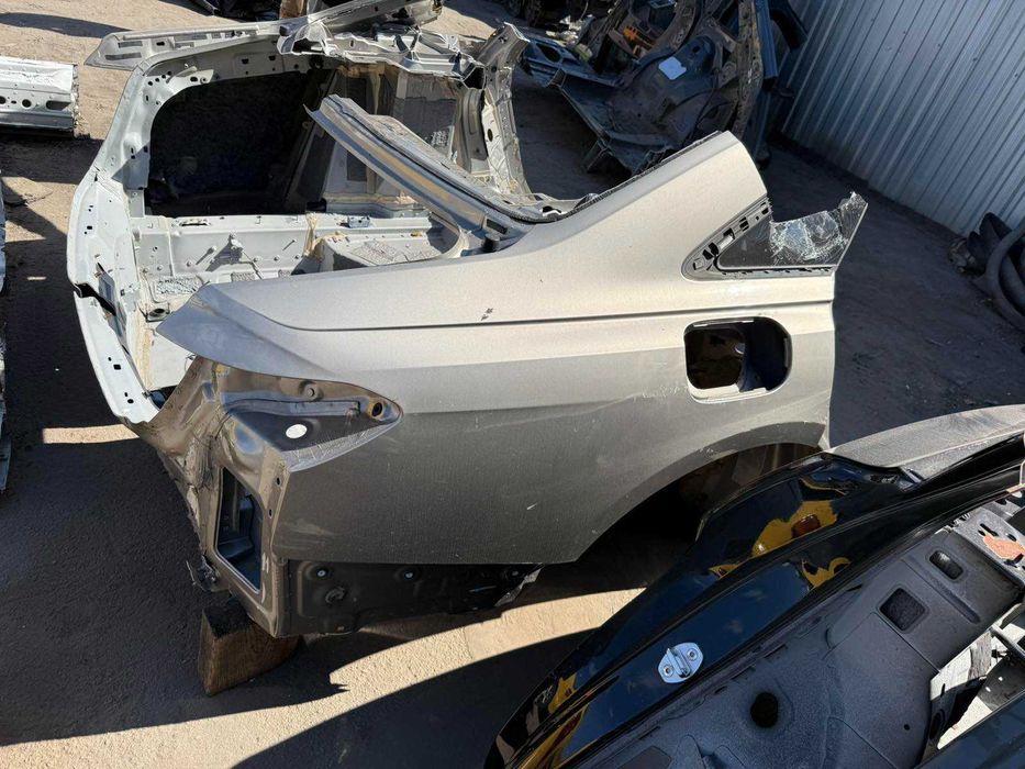 Четверть права ліва задня частина крило панель A8 D5 А8 Д5