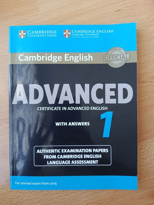 Advanced English - livro de preparação exame