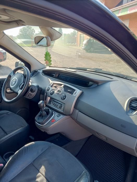 Продаю  Рено Гранд Сценік 2008 року 1.5 дизель.