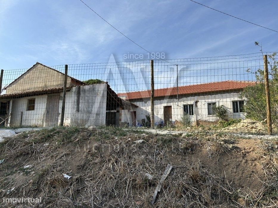 1/3 INDIVISO de casa de R/C e casa de forno - ALCANEDE - SANTARÉM -...
