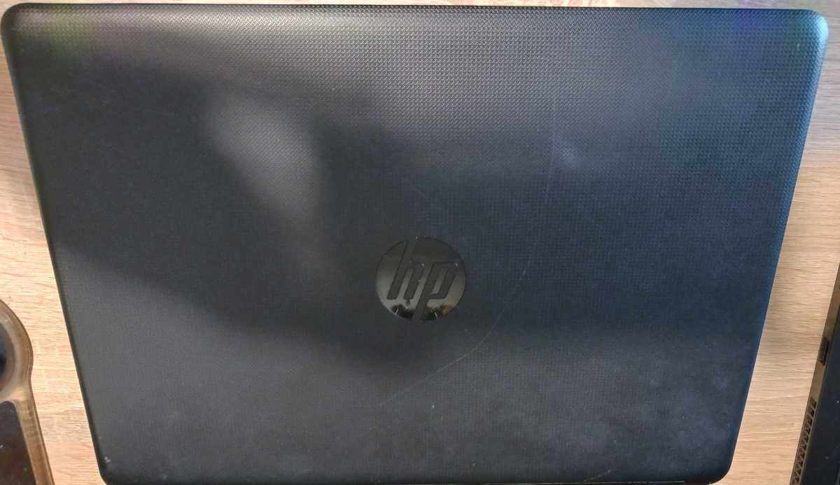 Laptop HP 14 cali - Core i3 - 8GB Ram - SSD 192GB - faktura VAT