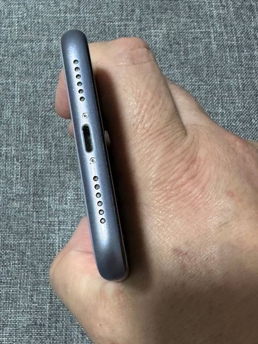 iPhone 11 128Gb neverlock 98акб.