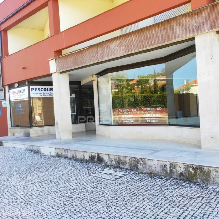 Loja na Av Beato Nuno (antiga STARA)