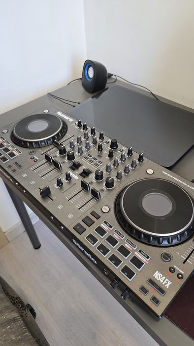 Mesa DJ Numark NS4FX Pro 4