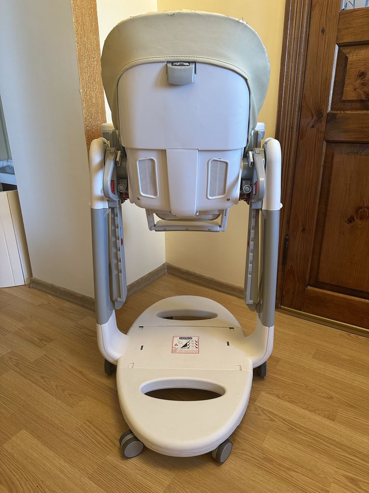 Дитячий стілець-гойдалка Peg Perego tatamia