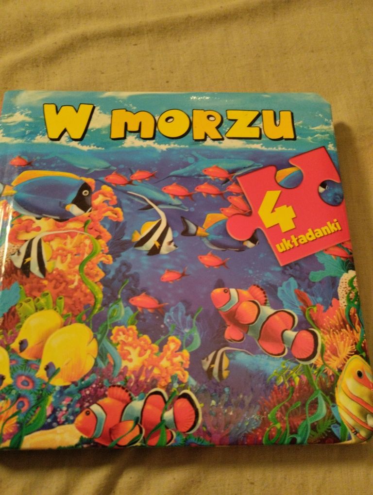 Książka z puzzlami i kolorowanki