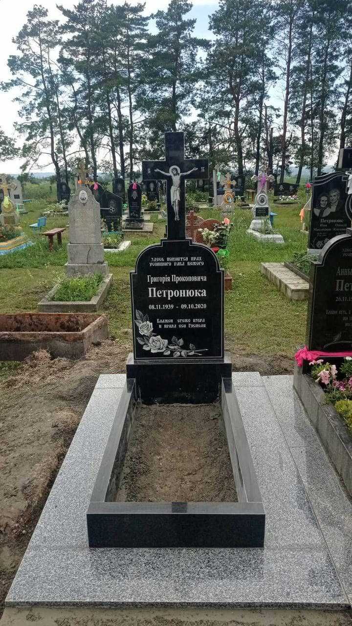 Бюджетні пам'ятники з НАТУРАЛЬНОГО граніту "ПІД КЛЮЧ"
