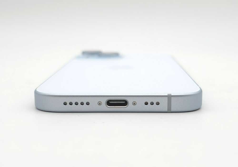 iPhone 15 128GB Blue (A2846) АКБ 100% / USA НЕВЕРЛОК айфон