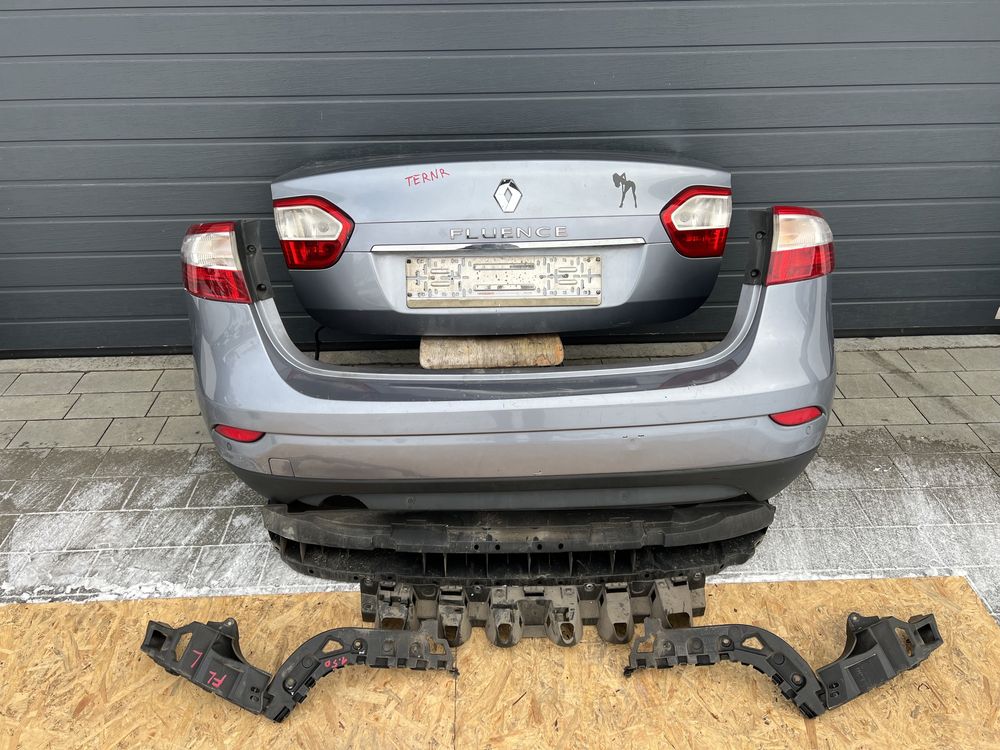 Кришка багажника бампер ліхтарі Renault Fluence Флюєнс