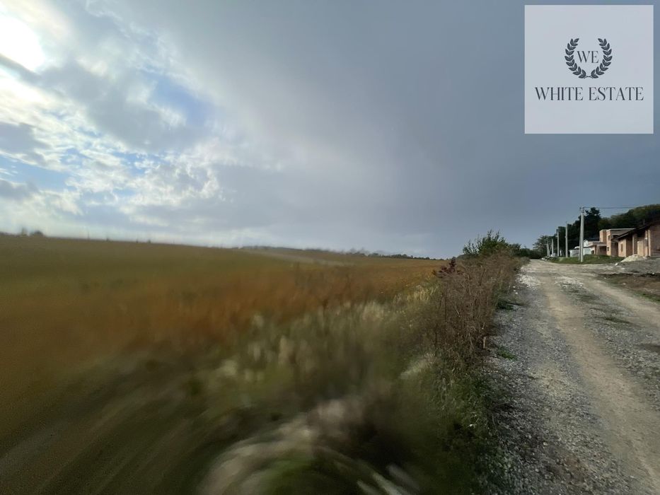 Продаж земельної ділянки с. Підгородне