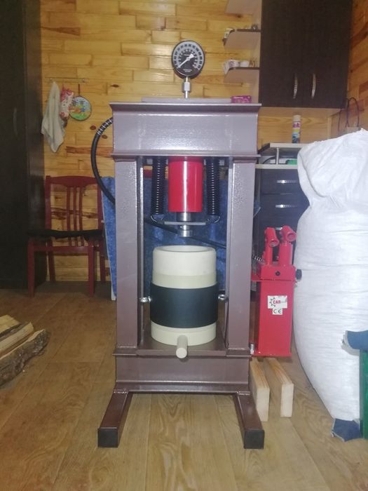 Гарбузова олія холодного  віджиму . Тиквіноє масло.