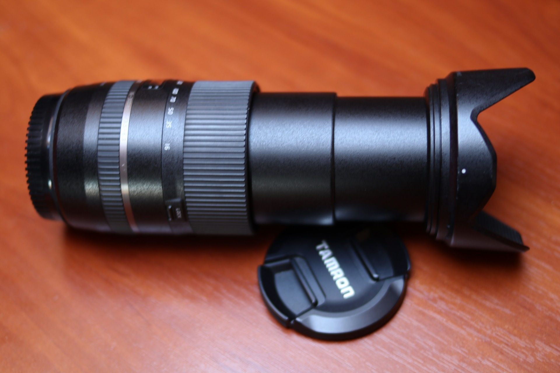 Продаю объектив TAMRON AF 16-300mm F/3,5-6,3 Di II VC PZD для Canon