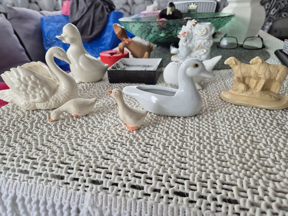 Figurki różne  porcelana i ceramika