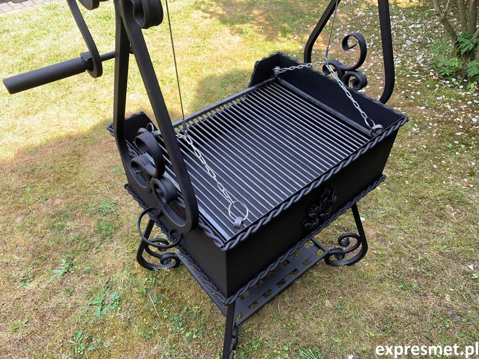 Nowy Grill ogrodowy KUTY solidny PIĘKNY GRIL OGRODOWY Palenisko wędzar