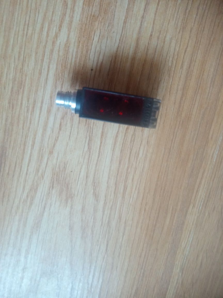 Czujnik fotoelektroniczny