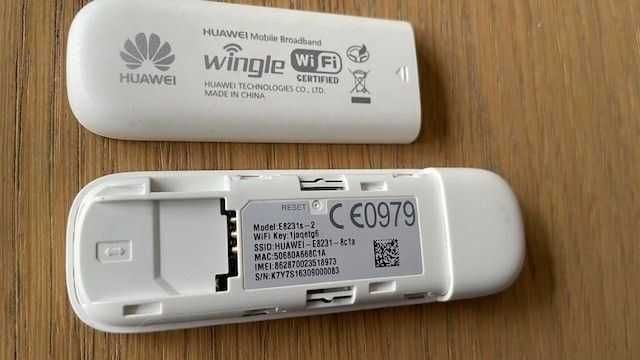 Huawei Wingle E8231 USB WiFi модем-роутер