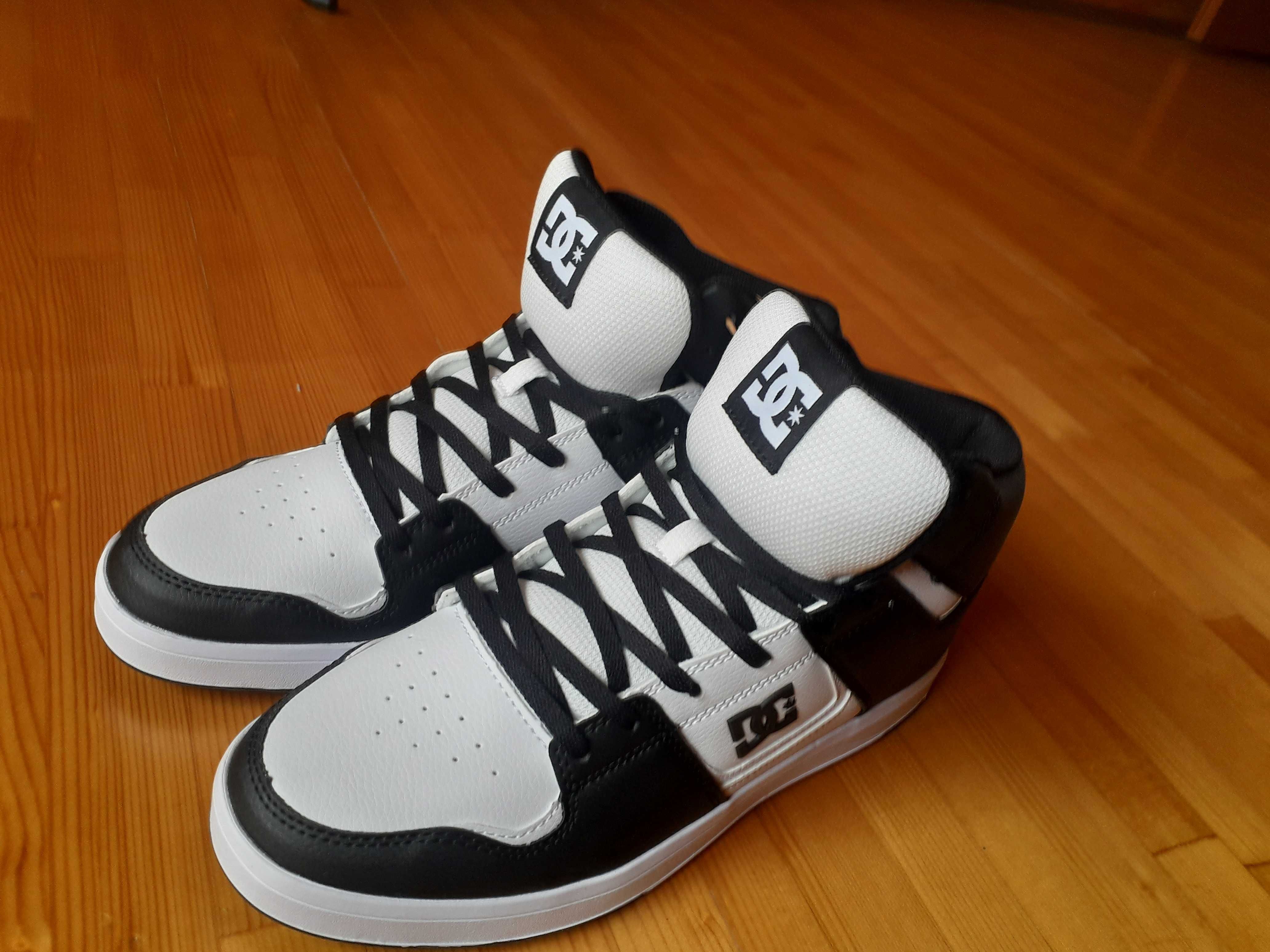 кросівки DC shoes  високі