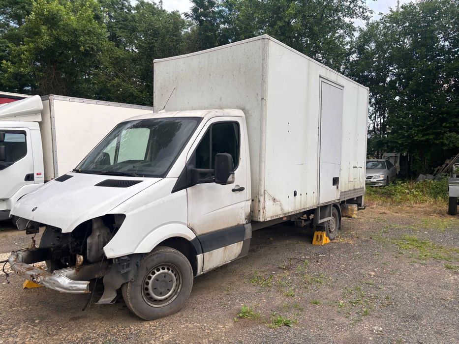 Mercedes Sprinter 906 2.2 cdi kontener winda ładna rama