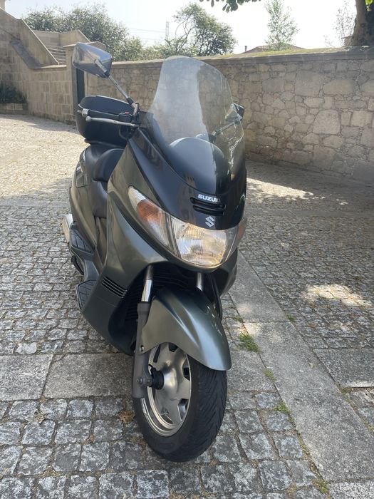 Suzuki Burgman 400