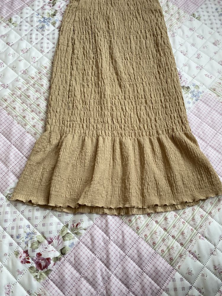 Beżowa spódnica midi XS 34 gina tricot basic