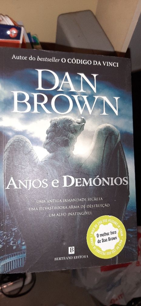 Livro DAN BROWN Anjos e Demónios Bom Estado Entrego Alfragide Benfica