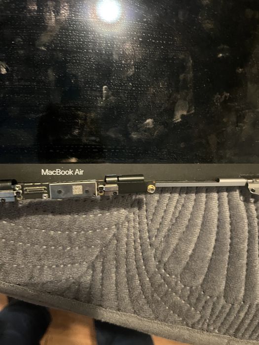 Matryce na czesci uszkodzone MacBook a1990 a1706 a1708