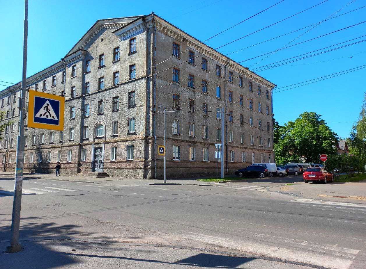 Здам приміщення в центрі міста вул.Гонча , цоколь 35м2 - 9000