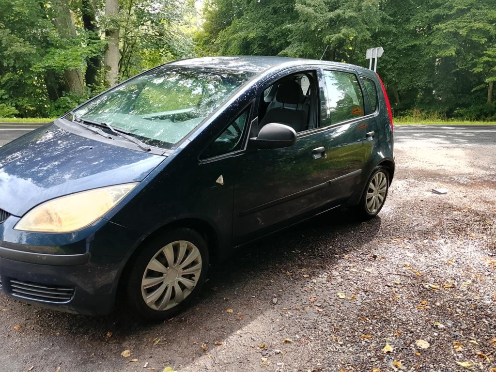 Mitsubishi Colt 1.3 benzyna 2005 klima