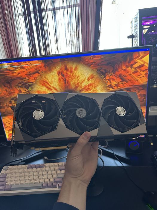 Видеокарта RTX 4070 TI MSI SUPRIM X