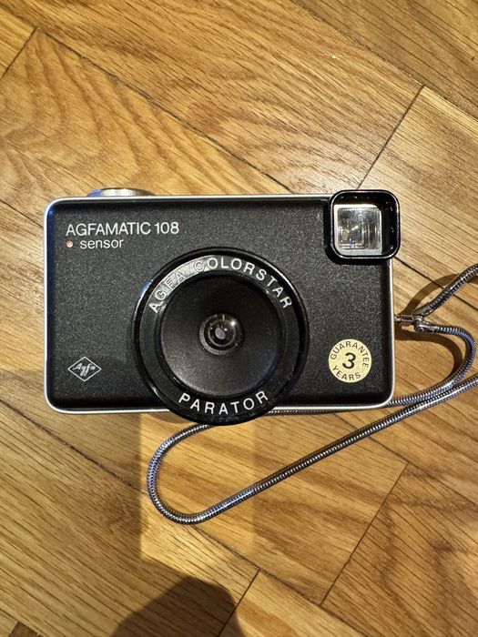 Máquina fotográfica AGFMATIC 108
