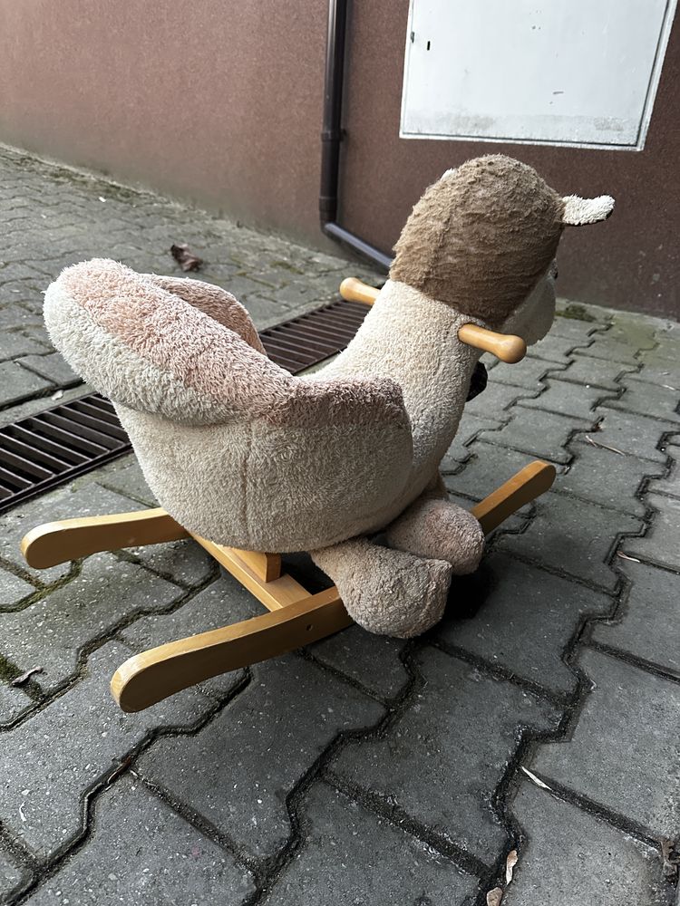 Bujany konik piesek misiek miękki solidny bez pasów