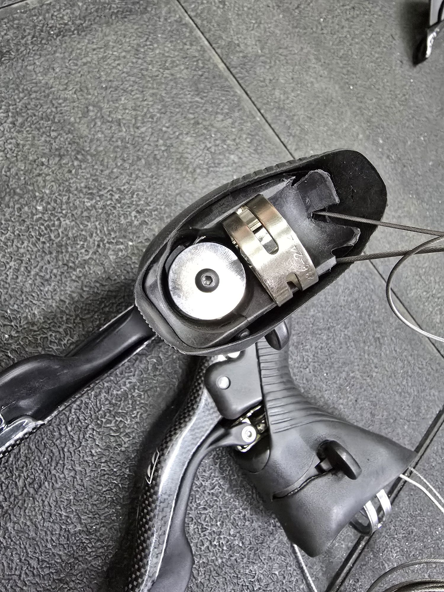 Klamkomanetki Campagnolo Athena Carbon 3x11s