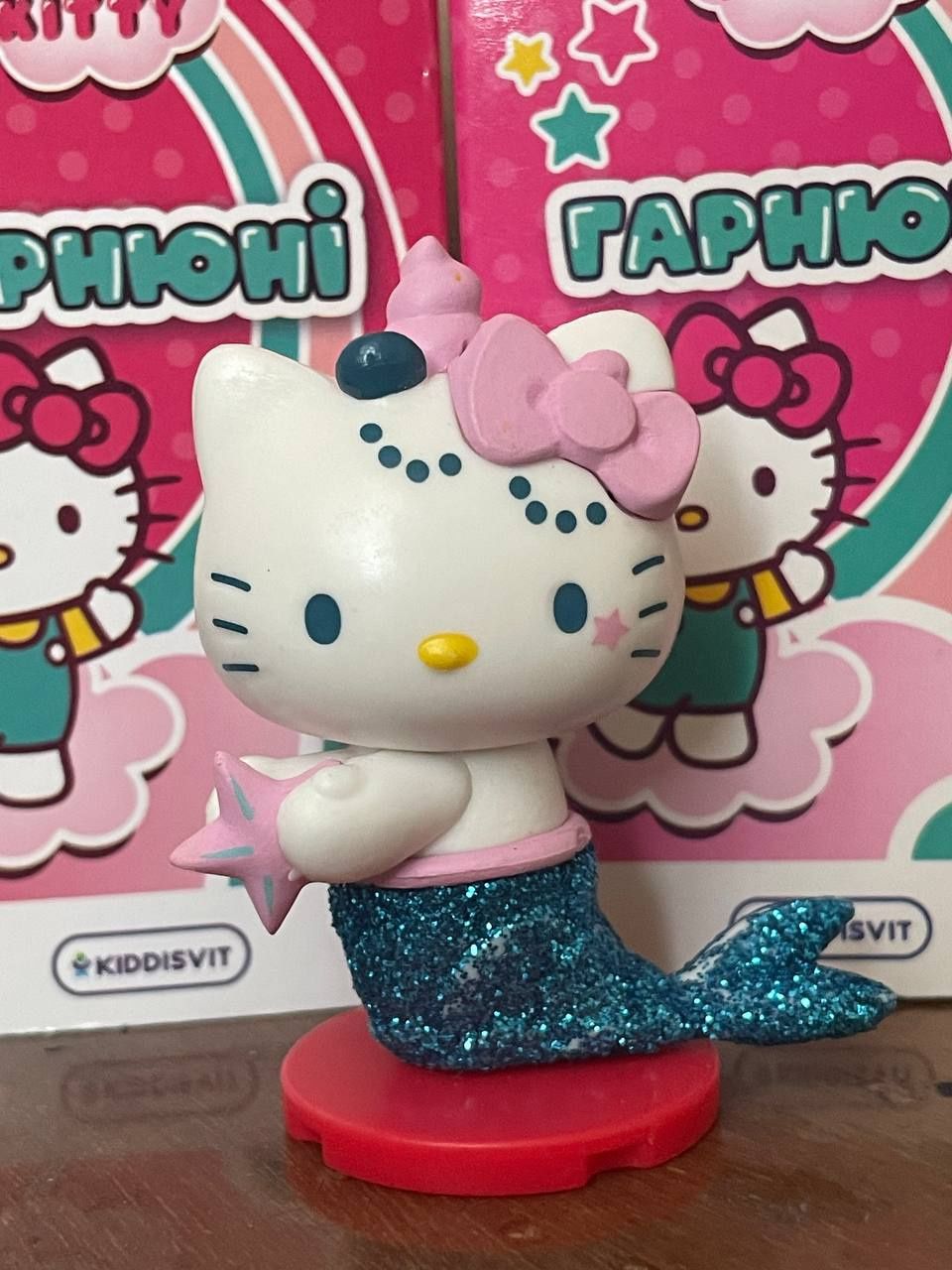 Hello Kitty фігурки