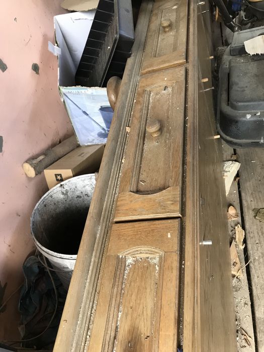 Szafa w połowie dębowa