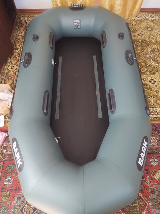 Продам почти новою лодку