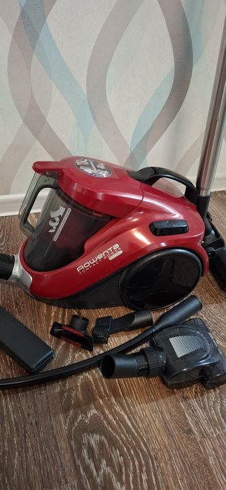 Пилосос циклон  Rowenta RO3798EA
