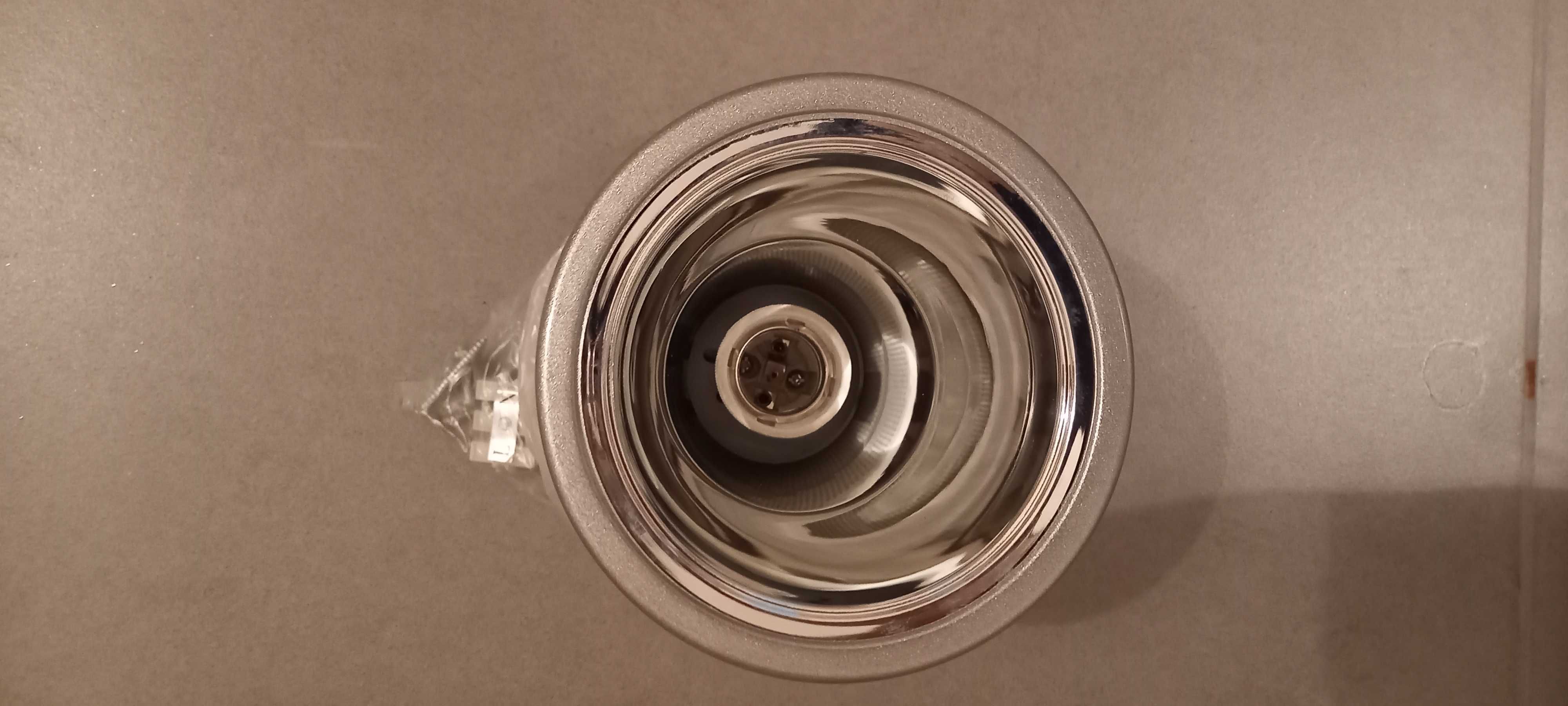 Oprawa reflektor lampa