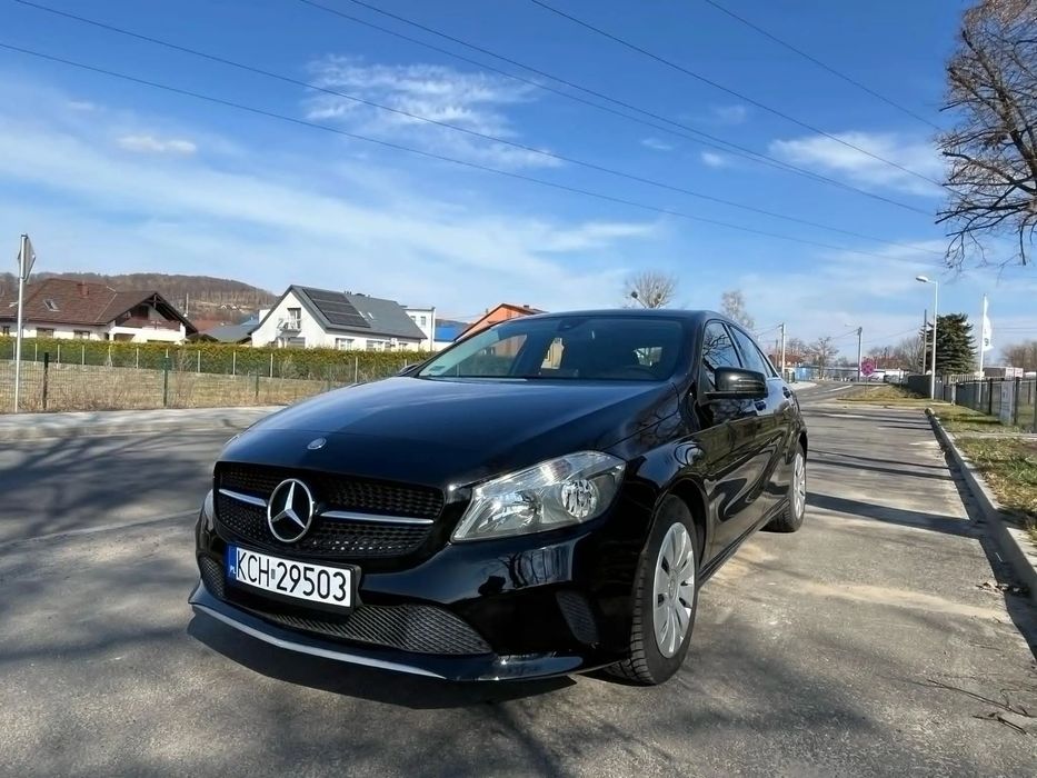 Mercedes-Benz Klasa A Mercedesa klasy A 180 W 176