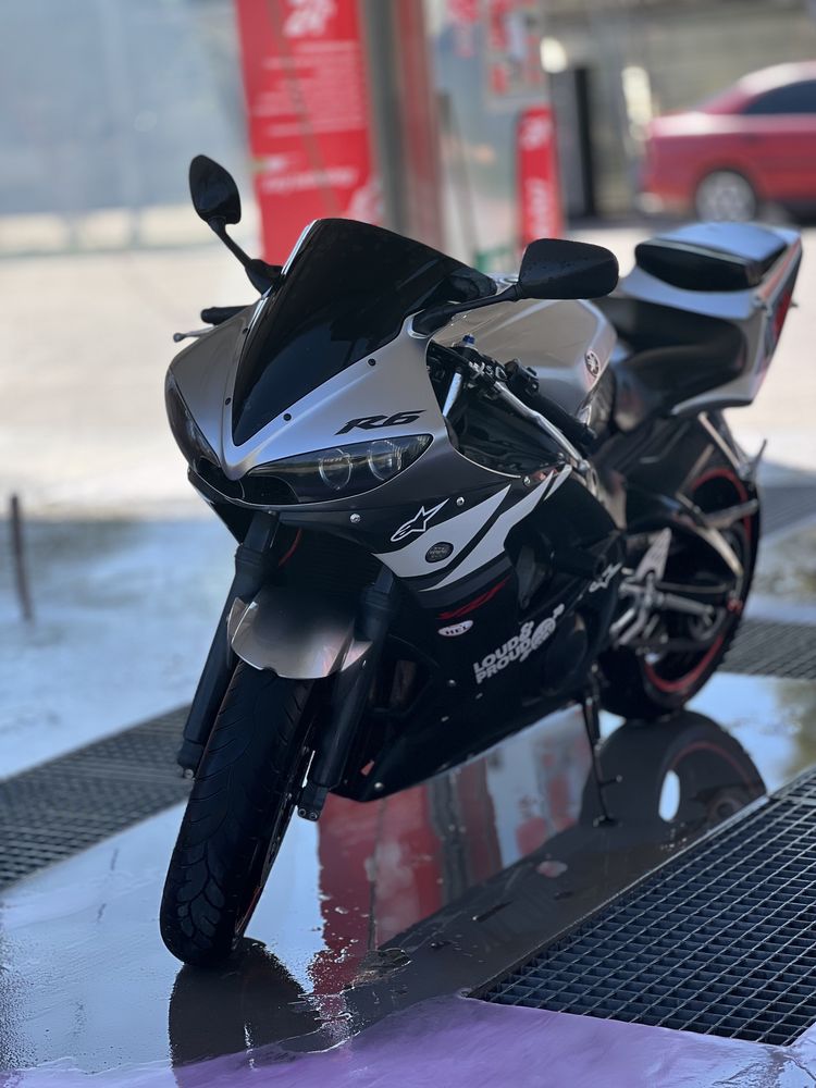 Продам YAMAHA R-6  2003, переоформлення