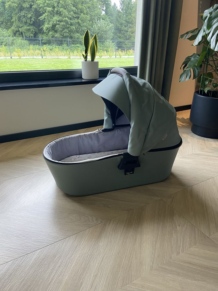 Wózek Bebetto Flavio Stella 03