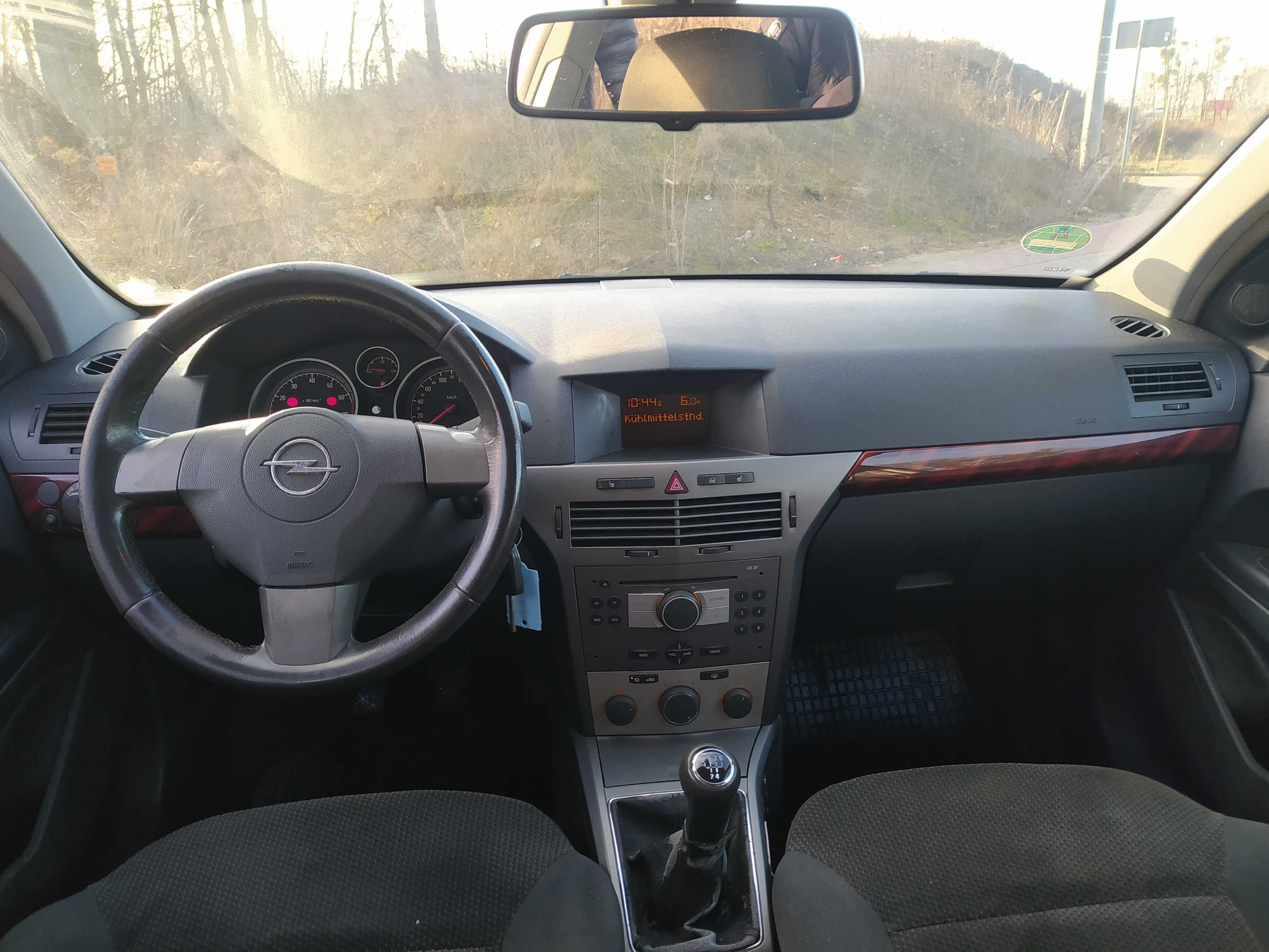 Opel Astra z Niemiec zarejestrowana w Polsce 1.8 125km Ładna