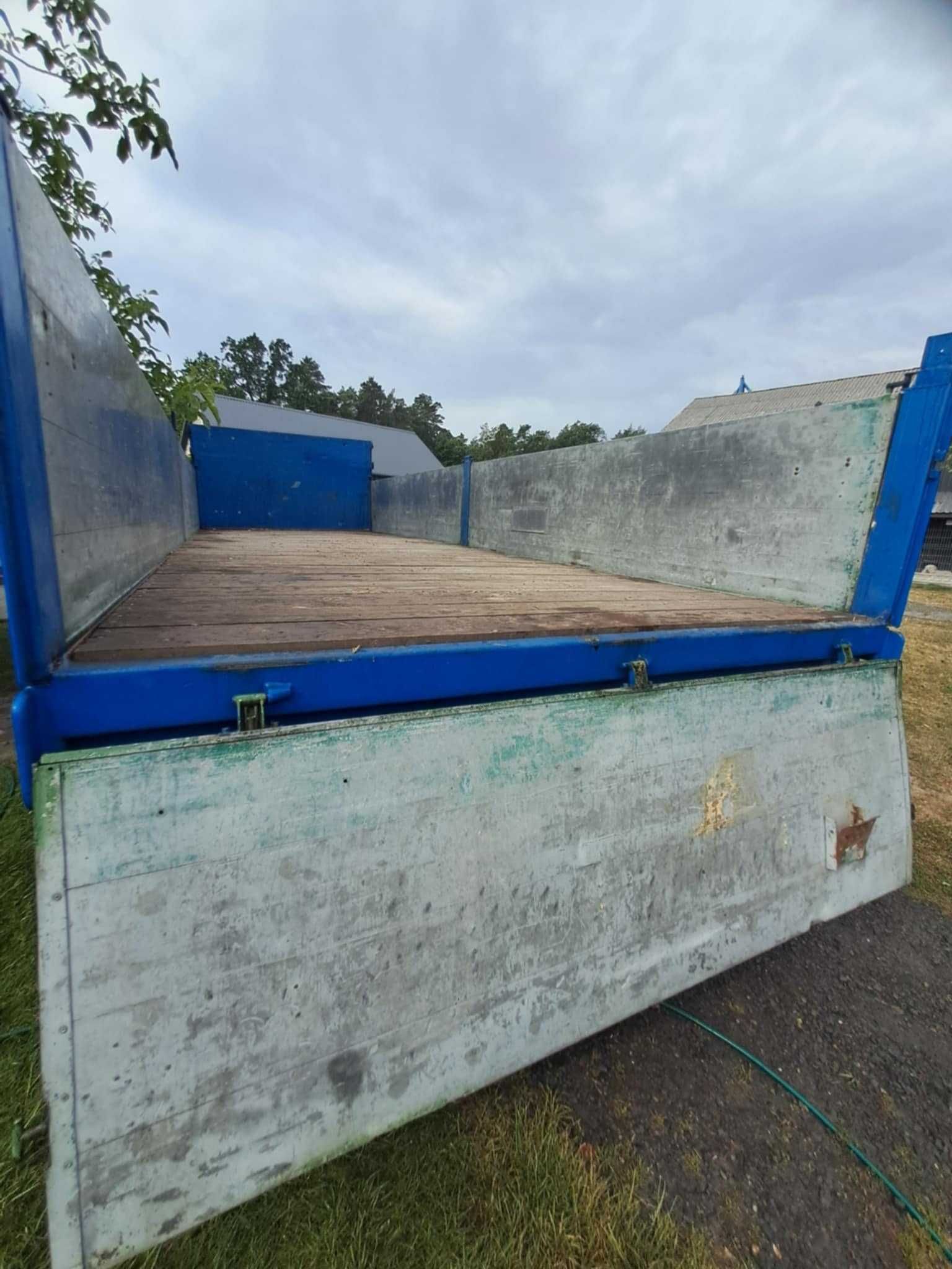 Przyczepa ciężarowa rolnicza